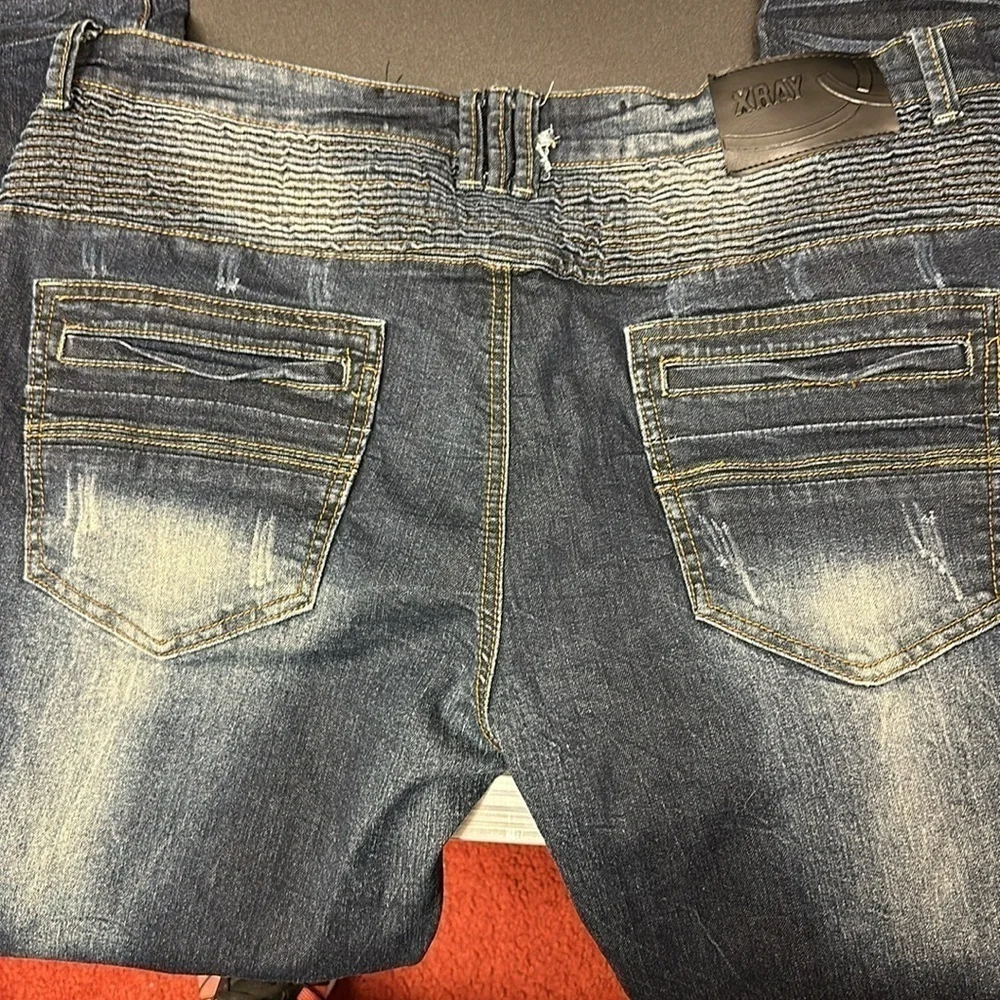 X-ray men’s distressed straight leg jeans size 36/32